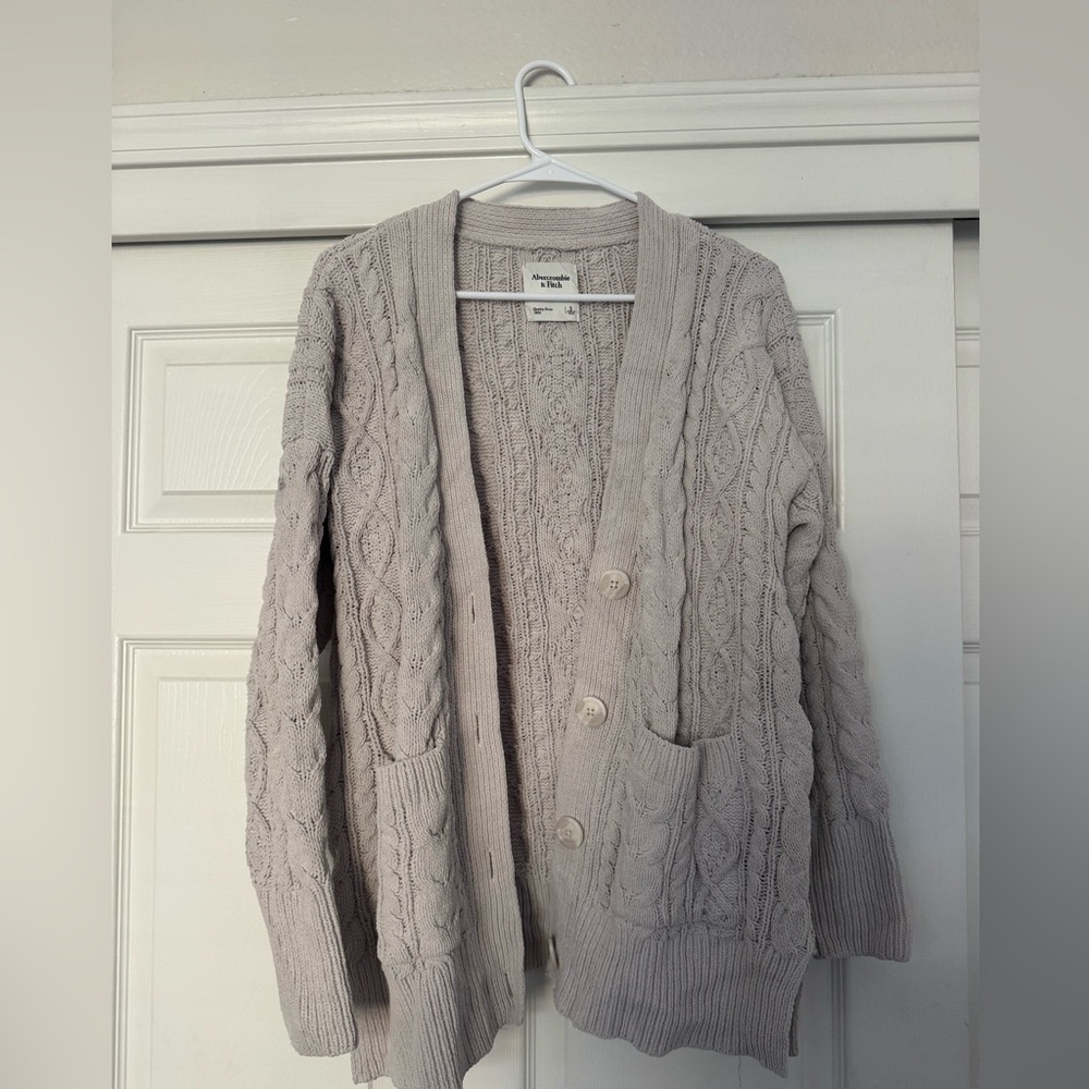 Abercrombie & Fitch Textured Knit Sweater - Cream